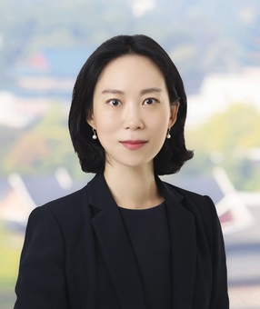 Mia KIM Foreign Attorney