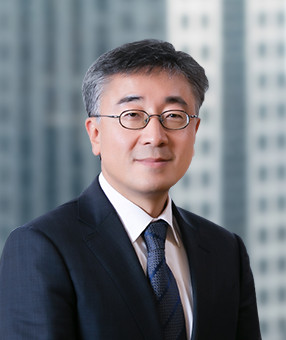 Chun Y. YANG Foreign Attorney