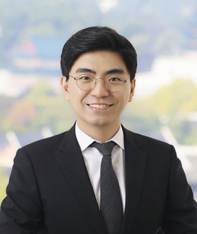 Gyumin KANG Attorney