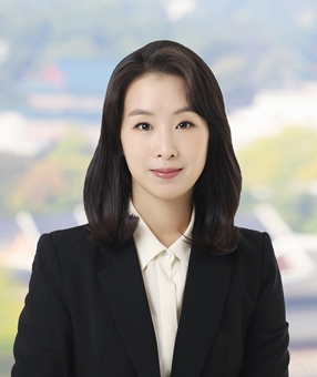 Hyo Eun LEE Attorney