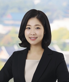 Hee Yang JANG 弁護士