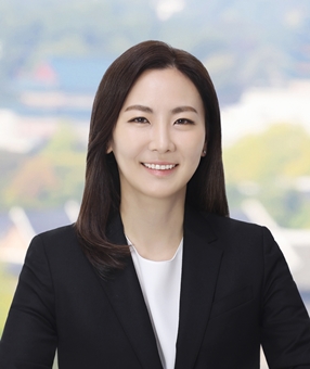 Hyun-Jeong KANG Attorney
