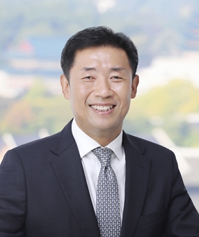 Dong-Seok (Johan) OH  Attorney