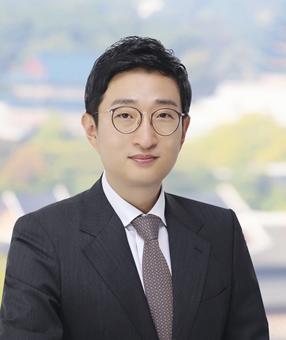 Dae-Hyuk Choi Attorney