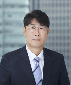 Youn Joon HAN Foreign Attorney