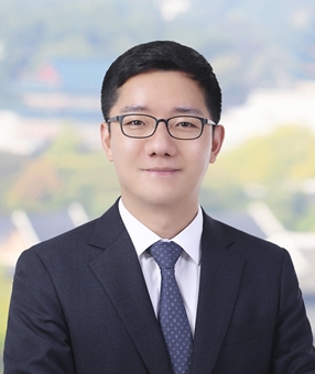 Chan KANG 弁護士