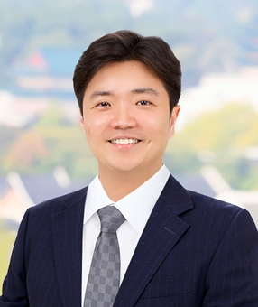 Joon-Young KIM Attorney