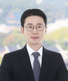 Kil Hyun KIM 外国律师