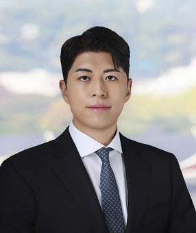 김정완 변호사