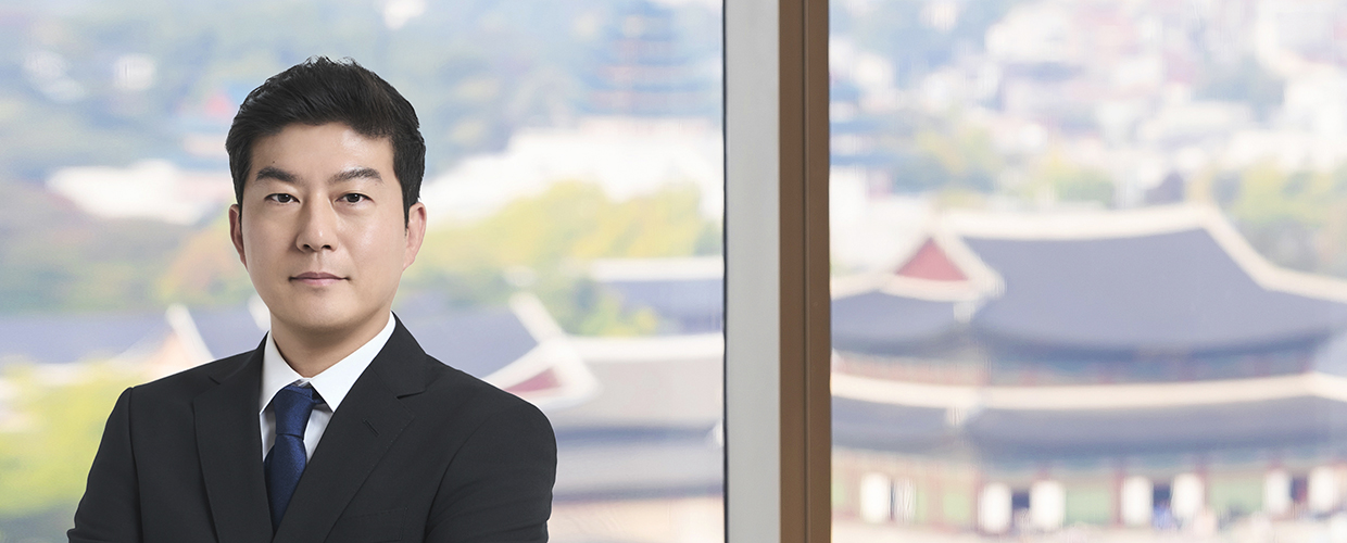 Donggyun HONG Attorney