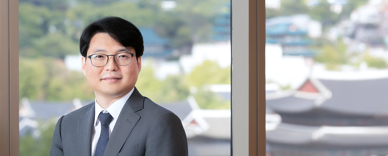 Hyun Wook SHIN Attorney