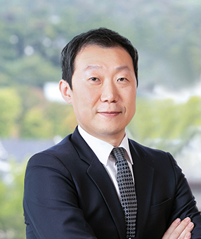 Chanik PARK Attorney