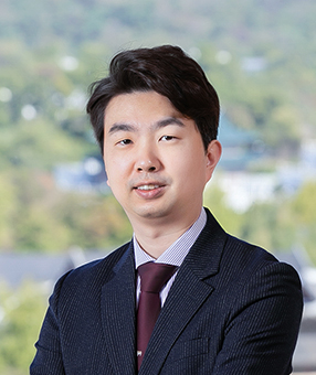 Eunchong LEE Attorney