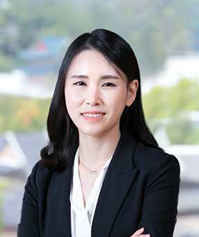 Eun-Young LEE Attorney